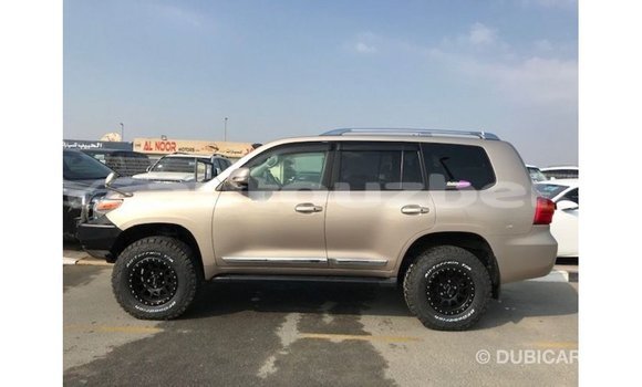 Buy Import Toyota Land Cruiser Other Car in Import - Dubai in Andijon Buy Import Toyota Land Cruiser Other Car in Import - Dubai in Andijon