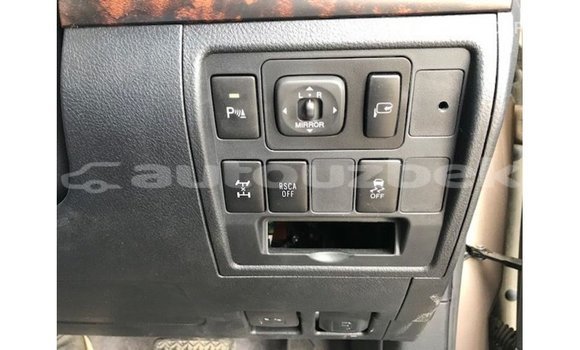 Buy Import Toyota Land Cruiser Other Car in Import - Dubai in Andijon Buy Import Toyota Land Cruiser Other Car in Import - Dubai in Andijon
