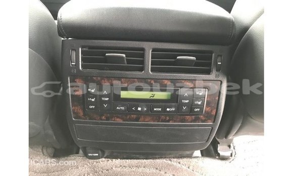 Buy Import Toyota Land Cruiser White Car in Import - Dubai in Andijon Buy Import Toyota Land Cruiser White Car in Import - Dubai in Andijon
