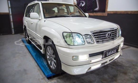 Buy Used Lexus LX White Car in Tashkent in Toskent Buy Used Lexus LX White Car in Tashkent in Toskent