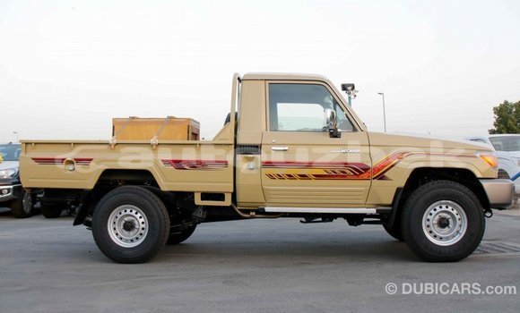 Buy Import Toyota Land Cruiser Beige Car in Import - Dubai in Andijon Buy Import Toyota Land Cruiser Beige Car in Import - Dubai in Andijon