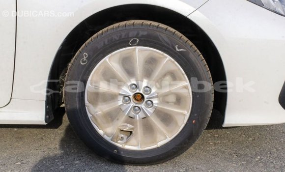 Buy Import Toyota Corolla White Car in Import - Dubai in Andijon Buy Import Toyota Corolla White Car in Import - Dubai in Andijon