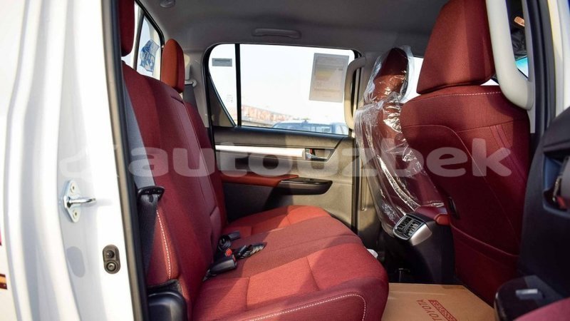 Big with watermark toyota hilux andijon import dubai 2779