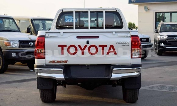 Buy Import Toyota Hilux White Car in Import - Dubai in Andijon Buy Import Toyota Hilux White Car in Import - Dubai in Andijon