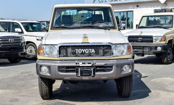 Buy Import Toyota Land Cruiser Beige Car in Import - Dubai in Andijon Buy Import Toyota Land Cruiser Beige Car in Import - Dubai in Andijon