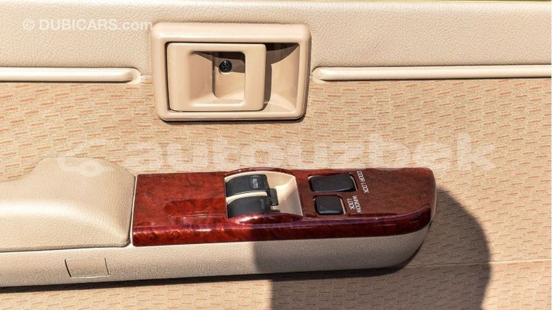 Big with watermark toyota land cruiser andijon import dubai 2781