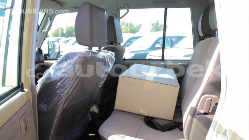 Big with watermark toyota land cruiser andijon import dubai 2782