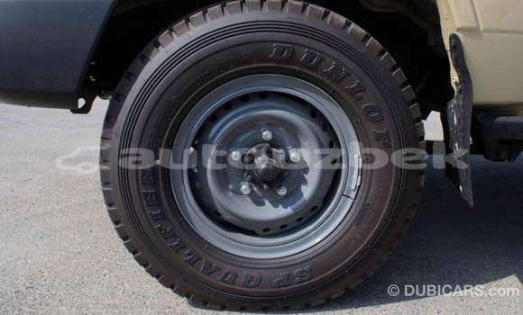 Buy Import Toyota Land Cruiser Beige Car in Import - Dubai in Andijon Buy Import Toyota Land Cruiser Beige Car in Import - Dubai in Andijon