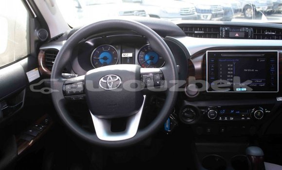 Buy Import Toyota Hilux White Car in Import - Dubai in Andijon Buy Import Toyota Hilux White Car in Import - Dubai in Andijon