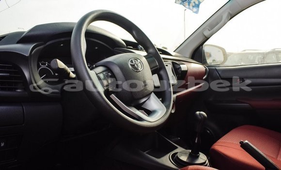 Buy Import Toyota Hilux White Car in Import - Dubai in Andijon Buy Import Toyota Hilux White Car in Import - Dubai in Andijon