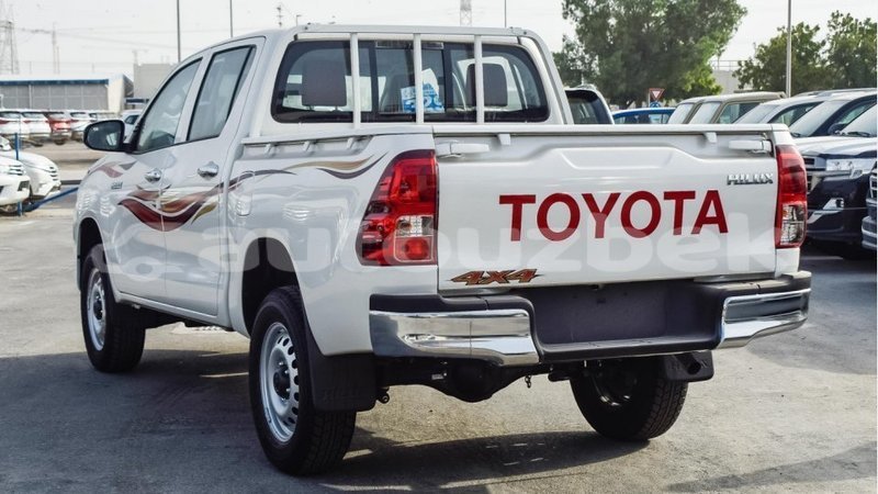 Big with watermark toyota hilux andijon import dubai 2794
