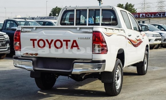 Buy Import Toyota Hilux White Car in Import - Dubai in Andijon Buy Import Toyota Hilux White Car in Import - Dubai in Andijon