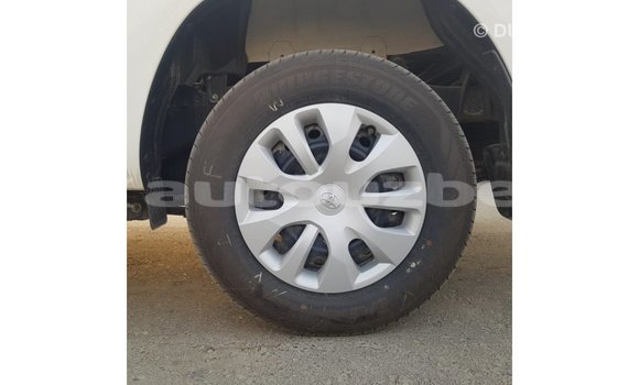 Buy Import Toyota Hilux White Car in Import - Dubai in Andijon Buy Import Toyota Hilux White Car in Import - Dubai in Andijon