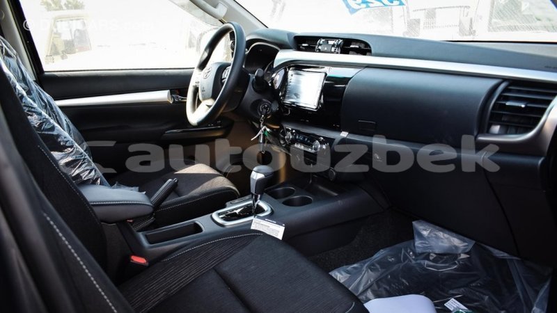 Big with watermark toyota hilux andijon import dubai 2796