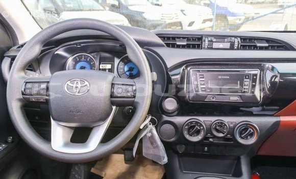 Buy Import Toyota Hilux White Car in Import - Dubai in Andijon Buy Import Toyota Hilux White Car in Import - Dubai in Andijon