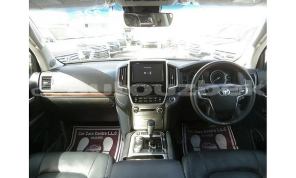 Buy Import Toyota Land Cruiser Other Car in Import - Dubai in Andijon Buy Import Toyota Land Cruiser Other Car in Import - Dubai in Andijon