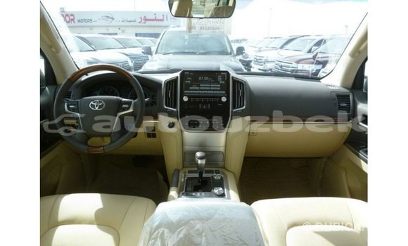 Buy Import Toyota Land Cruiser White Car in Import - Dubai in Andijon Buy Import Toyota Land Cruiser White Car in Import - Dubai in Andijon