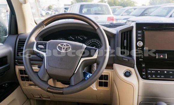 Buy Import Toyota Land Cruiser White Car in Import - Dubai in Andijon Buy Import Toyota Land Cruiser White Car in Import - Dubai in Andijon