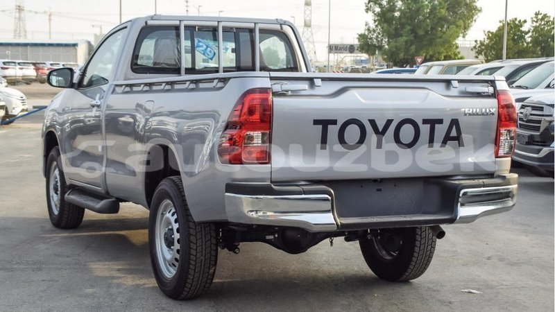 Big with watermark toyota hilux andijon import dubai 2813