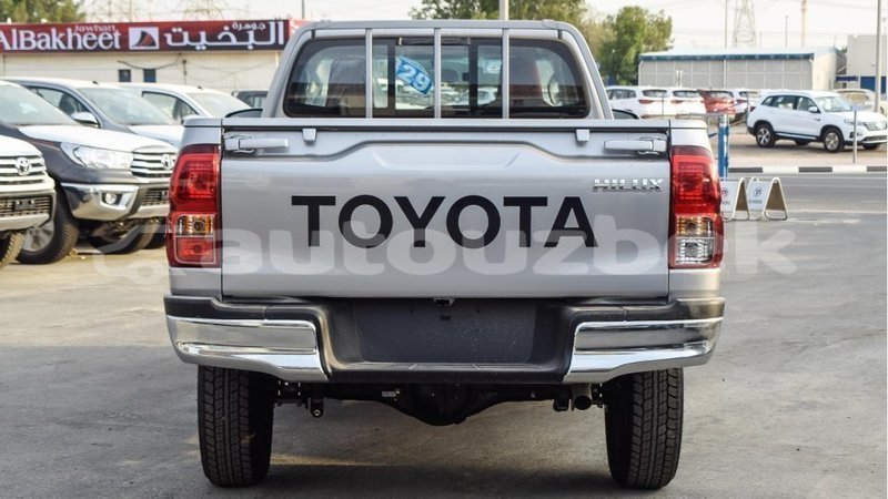 Big with watermark toyota hilux andijon import dubai 2813