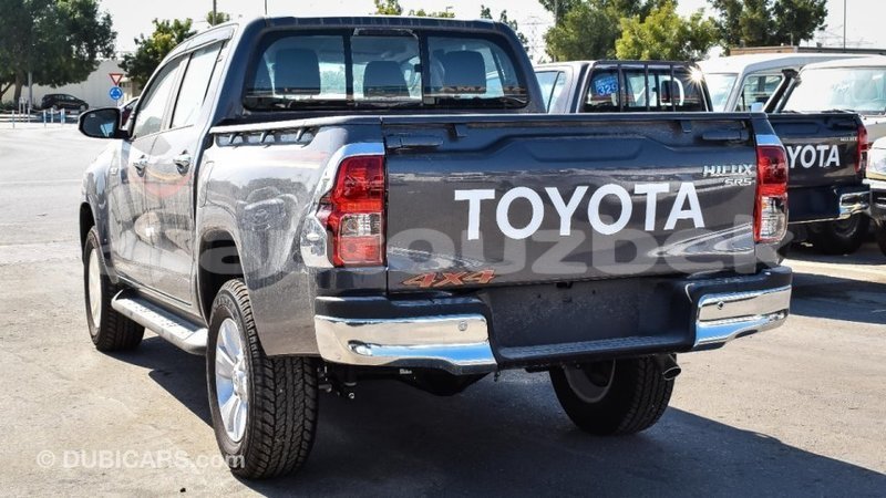 Big with watermark toyota hilux andijon import dubai 2815