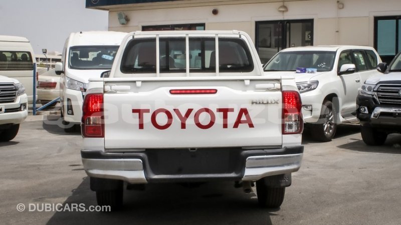 Big with watermark toyota hilux andijon import dubai 2816