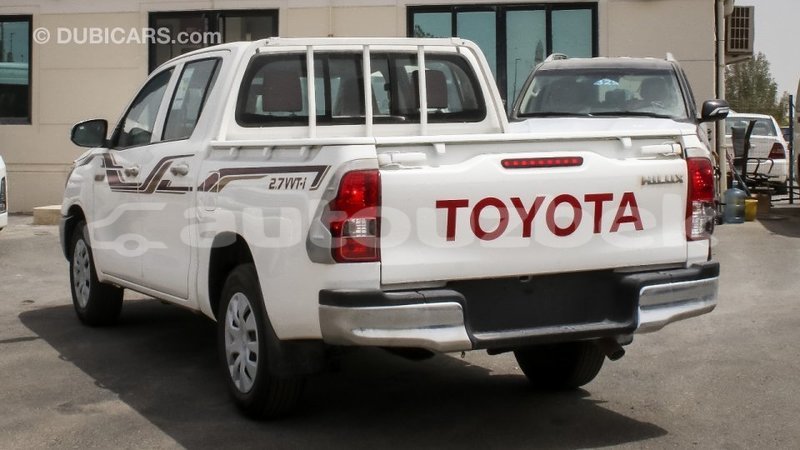 Big with watermark toyota hilux andijon import dubai 2816