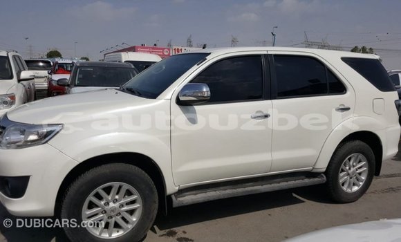 Buy Import Toyota Fortuner White Car in Import - Dubai in Andijon Buy Import Toyota Fortuner White Car in Import - Dubai in Andijon