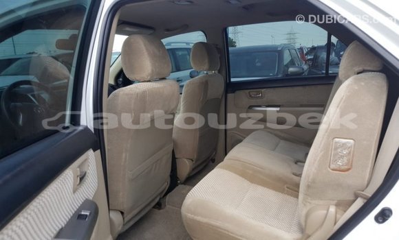Buy Import Toyota Fortuner White Car in Import - Dubai in Andijon Buy Import Toyota Fortuner White Car in Import - Dubai in Andijon