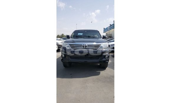 Buy Import Toyota Fortuner Black Car in Import - Dubai in Andijon Buy Import Toyota Fortuner Black Car in Import - Dubai in Andijon