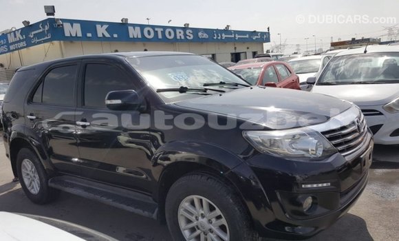 Buy Import Toyota Fortuner Black Car in Import - Dubai in Andijon Buy Import Toyota Fortuner Black Car in Import - Dubai in Andijon