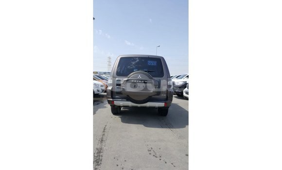 Buy Import Mitsubishi Pajero Brown Car in Import - Dubai in Andijon Buy Import Mitsubishi Pajero Brown Car in Import - Dubai in Andijon