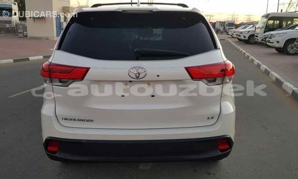 Buy Import Toyota Highlander White Car in Import - Dubai in Andijon Buy Import Toyota Highlander White Car in Import - Dubai in Andijon