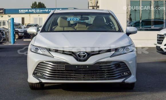 Buy Import Toyota Camry White Car in Import - Dubai in Andijon Buy Import Toyota Camry White Car in Import - Dubai in Andijon