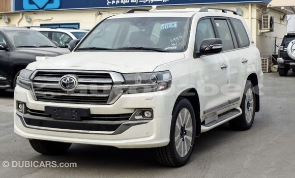 Buy Import Toyota Land Cruiser White Car in Import - Dubai in Andijon Buy Import Toyota Land Cruiser White Car in Import - Dubai in Andijon