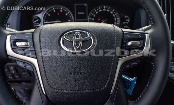 Buy Import Toyota Land Cruiser White Car in Import - Dubai in Andijon Buy Import Toyota Land Cruiser White Car in Import - Dubai in Andijon