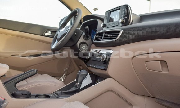 Buy Import Hyundai Tucson White Car in Import - Dubai in Andijon Buy Import Hyundai Tucson White Car in Import - Dubai in Andijon