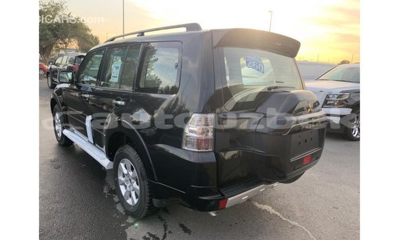 Buy Import Mitsubishi Pajero Black Car in Import - Dubai in Andijon Buy Import Mitsubishi Pajero Black Car in Import - Dubai in Andijon