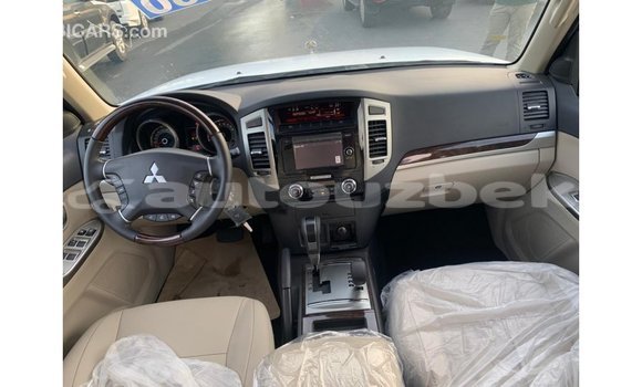 Buy Import Mitsubishi Pajero Black Car in Import - Dubai in Andijon Buy Import Mitsubishi Pajero Black Car in Import - Dubai in Andijon