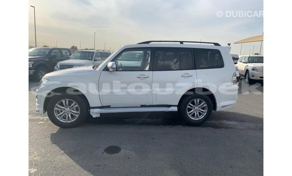Buy Import Mitsubishi Pajero White Car in Import - Dubai in Andijon Buy Import Mitsubishi Pajero White Car in Import - Dubai in Andijon