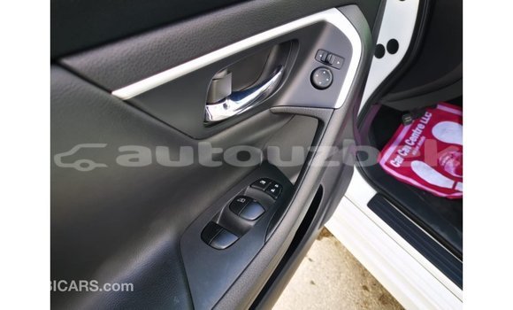 Buy Import Nissan Altima White Car in Import - Dubai in Andijon Buy Import Nissan Altima White Car in Import - Dubai in Andijon