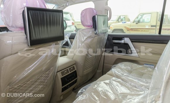 Buy Import Toyota Land Cruiser Black Car in Import - Dubai in Andijon Buy Import Toyota Land Cruiser Black Car in Import - Dubai in Andijon