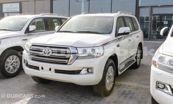 Buy Import Toyota Land Cruiser White Car in Import - Dubai in Andijon Buy Import Toyota Land Cruiser White Car in Import - Dubai in Andijon