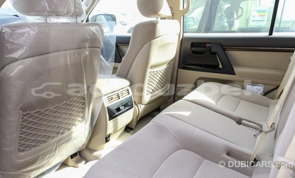 Buy Import Toyota Land Cruiser White Car in Import - Dubai in Andijon Buy Import Toyota Land Cruiser White Car in Import - Dubai in Andijon