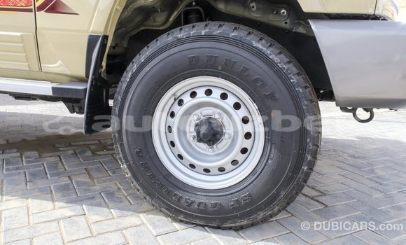 Buy Import Toyota Land Cruiser Beige Car in Import - Dubai in Andijon Buy Import Toyota Land Cruiser Beige Car in Import - Dubai in Andijon