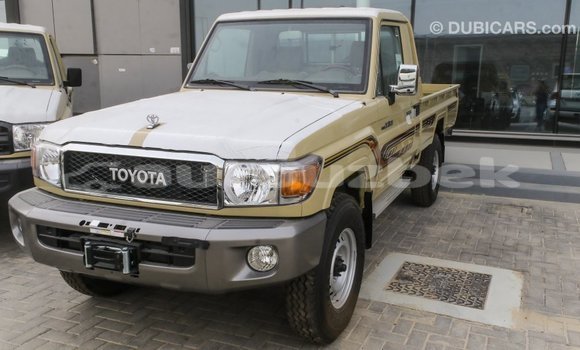Buy Import Toyota Land Cruiser Beige Car in Import - Dubai in Andijon Buy Import Toyota Land Cruiser Beige Car in Import - Dubai in Andijon