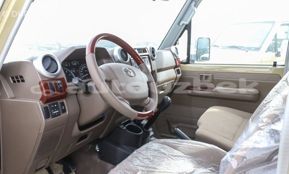 Buy Import Toyota Land Cruiser Beige Car in Import - Dubai in Andijon Buy Import Toyota Land Cruiser Beige Car in Import - Dubai in Andijon