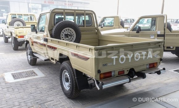 Buy Import Toyota Land Cruiser Beige Car in Import - Dubai in Andijon Buy Import Toyota Land Cruiser Beige Car in Import - Dubai in Andijon