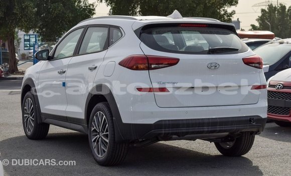Buy Import Hyundai Tucson White Car in Import - Dubai in Andijon Buy Import Hyundai Tucson White Car in Import - Dubai in Andijon