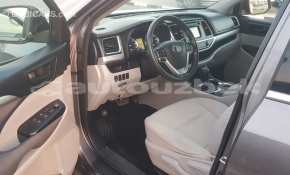 Buy Import Toyota Highlander Other Car in Import - Dubai in Andijon Buy Import Toyota Highlander Other Car in Import - Dubai in Andijon